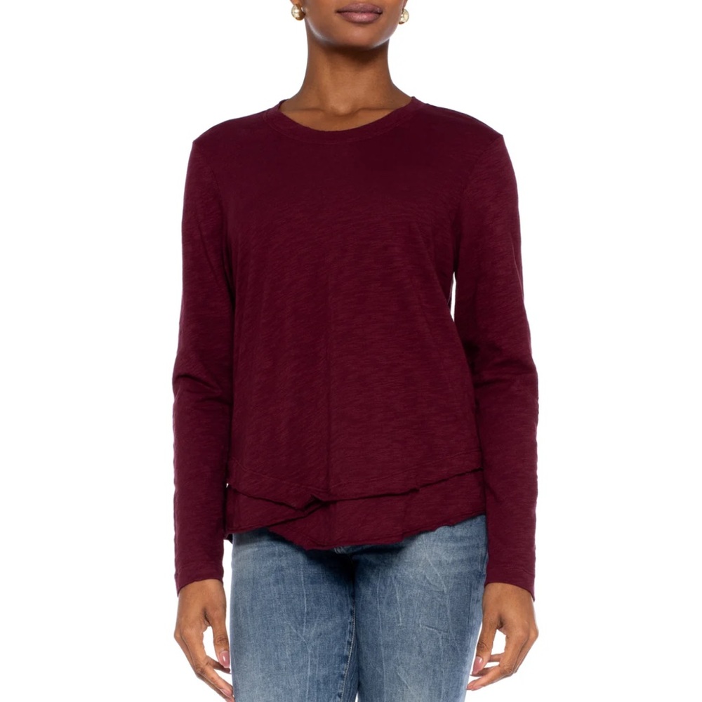 Like new, wilt burgundy cotton T- shirts, size xs